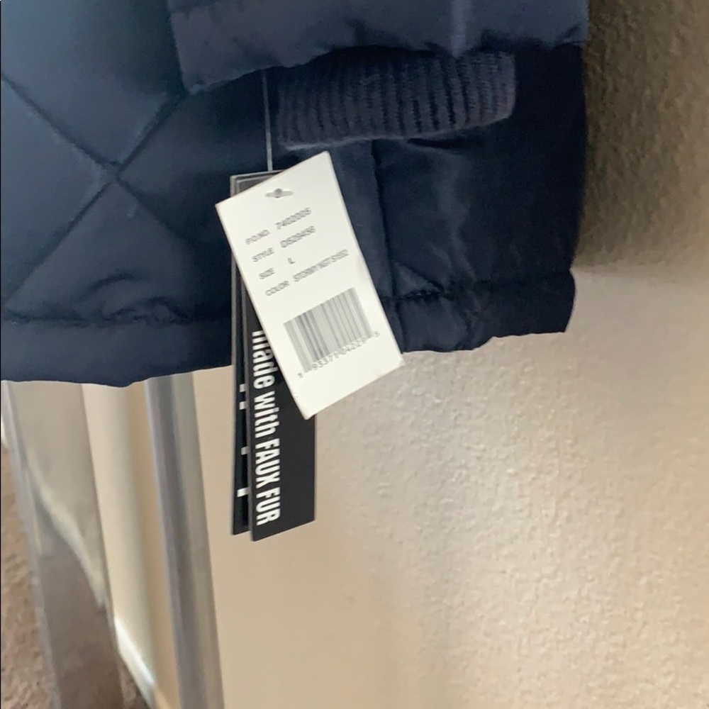 Winter coat - Picture 6 of 8